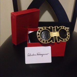 ferragamo belt